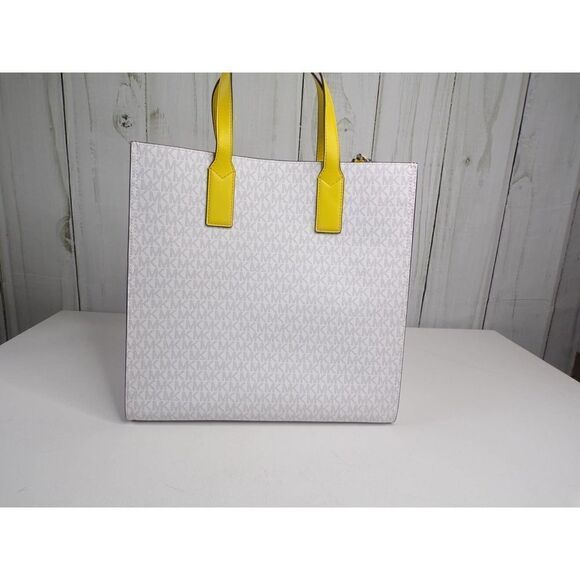Michael Kors Kenly Citrus Multi Tote NWT - Picture 3 of 8